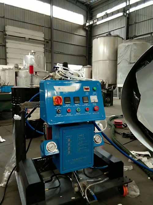 聚氨酯保溫發(fā)泡施工機械 制造廠家(圖1) 建筑聚氨酯保溫發(fā)泡施工機械